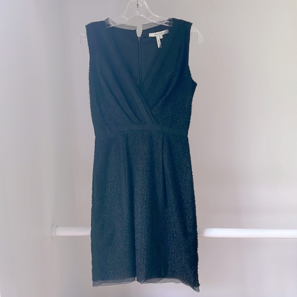 maxandcleo Size 2 Black Sleeveless Cocktail Party Dress